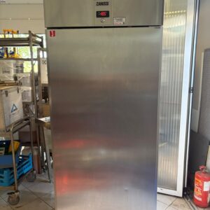 Freezer 1 porta 670 Lt -22/-15°C Zanussi n.3